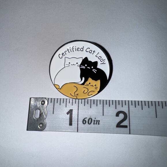 Certified Cat Lady Kitten Round Pin Brooch - Picture 1 of 2